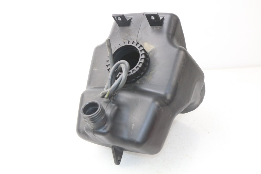 photo de RESERVOIR ESSENCE APRILIA ATLANTIC 125 (2003 - 2009) - Autre angle de vue