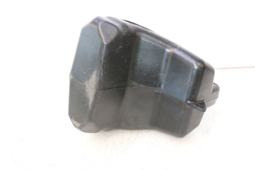 photo de RESERVOIR ESSENCE APRILIA ATLANTIC S 125 (2010 - 2013) - Autre angle de vue