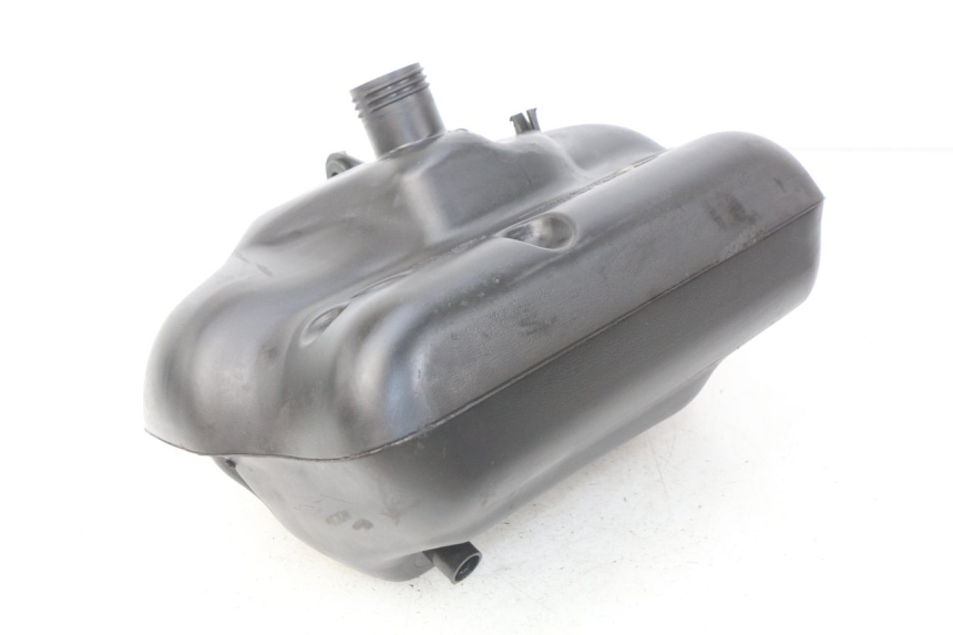 photo de RESERVOIR ESSENCE MBK BOOSTER NEXT GENERATION 50 (2004 - 2007) - Autre angle de vue