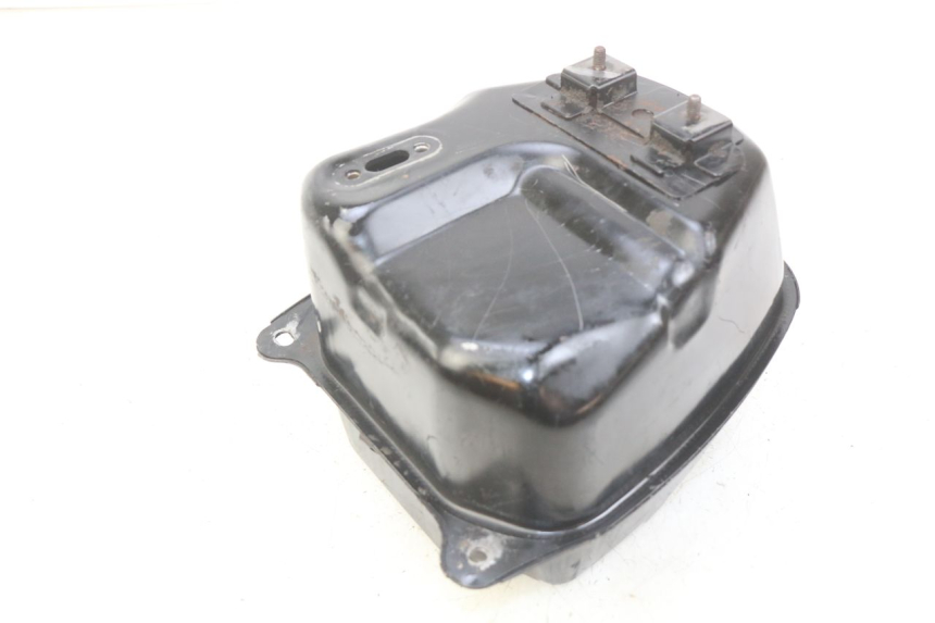 photo de RESERVOIR ESSENCE MBK BOOSTER SPIRIT 50 (1999 - 2003) - Autre angle de vue