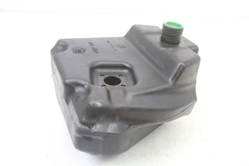 photo de RESERVOIR ESSENCE MBK BOOSTER SPIRIT NAKED 50 (2004 - 2017) - Zoom état d’usage