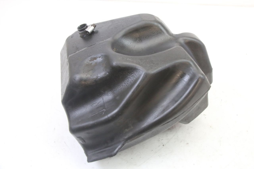 photo de RESERVOIR ESSENCE MBK BOOSTER SPIRIT NAKED 50 (2004 - 2017) - Autre angle de vue