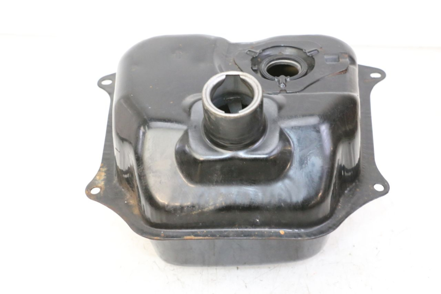 photo de RESERVOIR ESSENCE TNT MOTOR BOSTON 4T 50 (2018 - 2025) - Vue principale