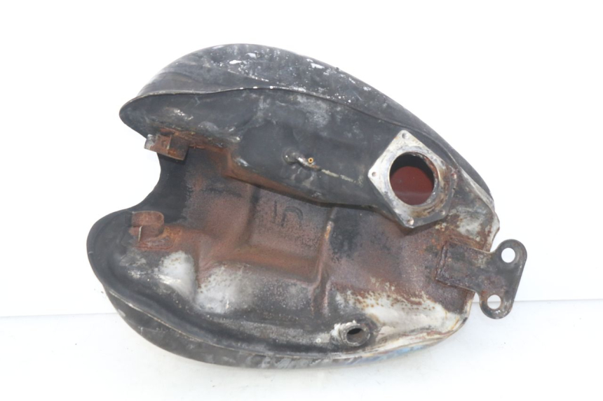 photo de RESERVOIR ESSENCE ROYAL ENFIELD BULLET CLASSIC 500 (2017 - 2020) - Gros plan technique