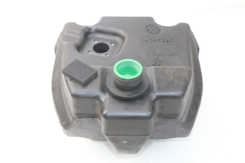 photo de RESERVOIR ESSENCE YAMAHA BW'S 50 (2004 - 2017) - Zoom état d’usage