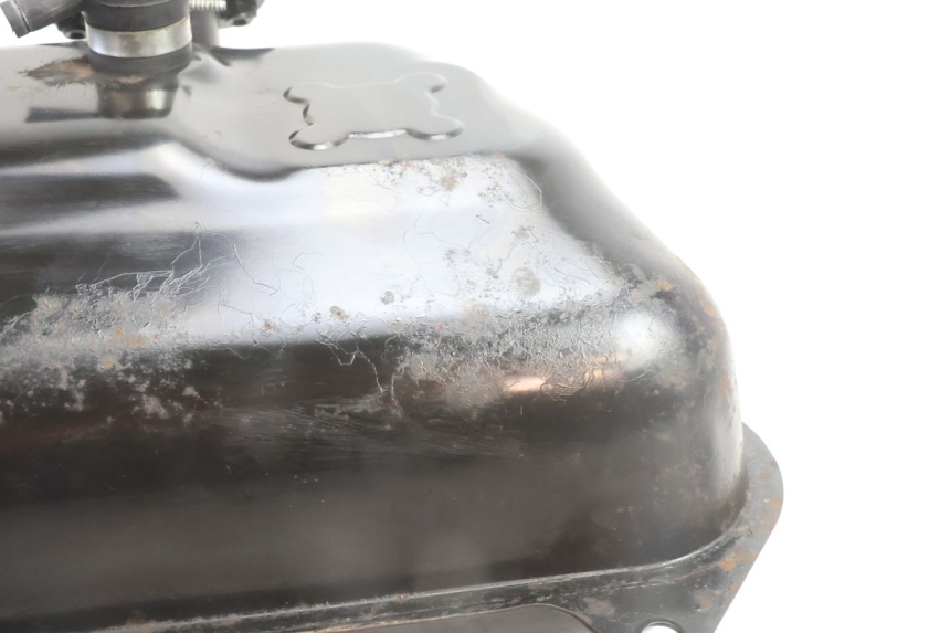 photo de RESERVOIR ESSENCE YAMAHA BW'S BWS 125 (2010 - 2013) - Points de fixation