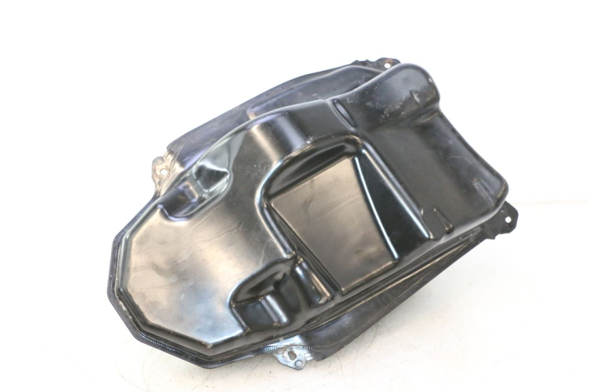 photo de RESERVOIR ESSENCE BMW C SPORT 650 (2015 - 2021) - Gros plan technique