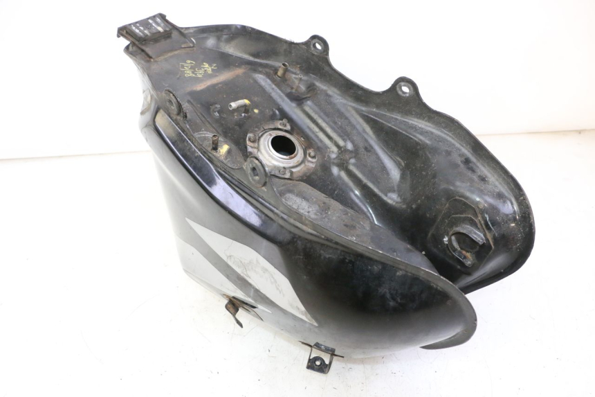 photo de RESERVOIR ESSENCE HONDA CBF 125 (2009 - 2015) - Détail de la pièce