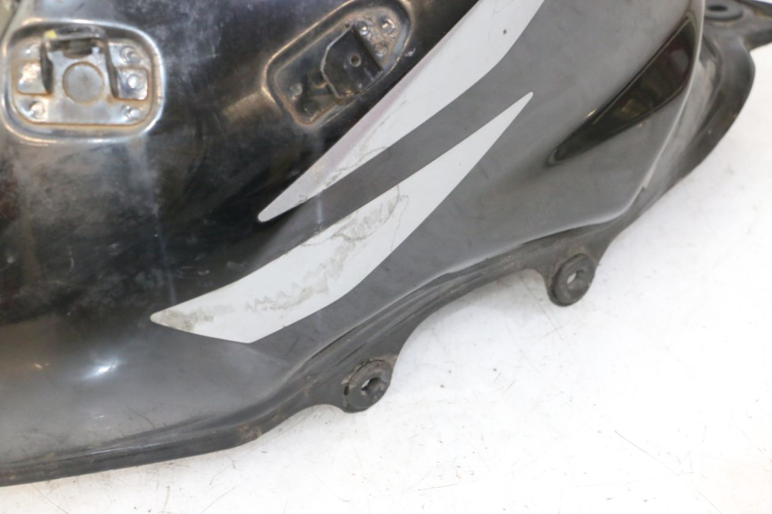 photo de RESERVOIR ESSENCE HONDA CBF 125 (2009 - 2015) - Focus structure