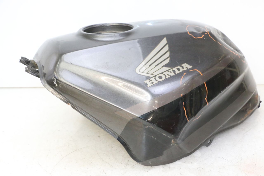 photo de RESERVOIR ESSENCE HONDA CBR F SC25 1000 (1989 - 1992) - Angle alternatif
