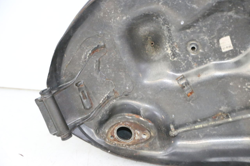 photo de RESERVOIR ESSENCE HONDA CBR F SC25 1000 (1989 - 1992) - Vue d’ensemble