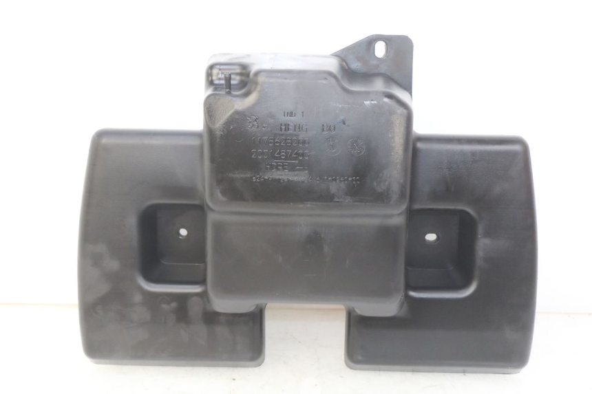 photo de RESERVOIR ESSENCE PEUGEOT CITYSTAR AIR 125 (2014 - 2017) - Détail de la pièce