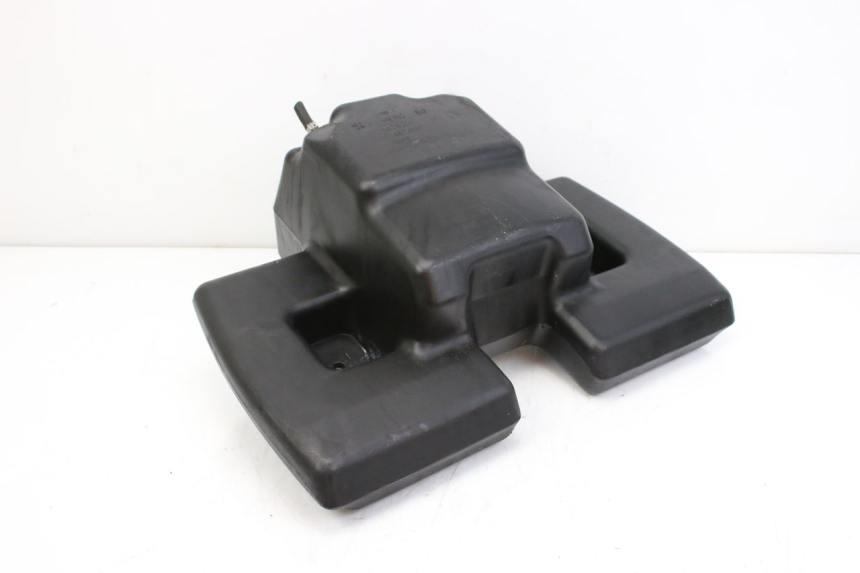 photo de RESERVOIR ESSENCE PEUGEOT CITYSTAR 50 (2013 - 2017) - Points de fixation