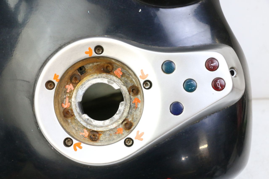 photo de RESERVOIR ESSENCE APRILIA CLASSIC 125 (1995 - 2001) - Aperçu profil