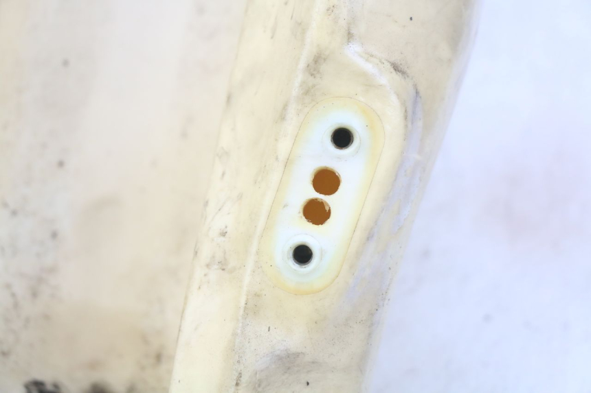 photo de RESERVOIR ESSENCE JIANSHE COYOTE 80 - Détail de la pièce