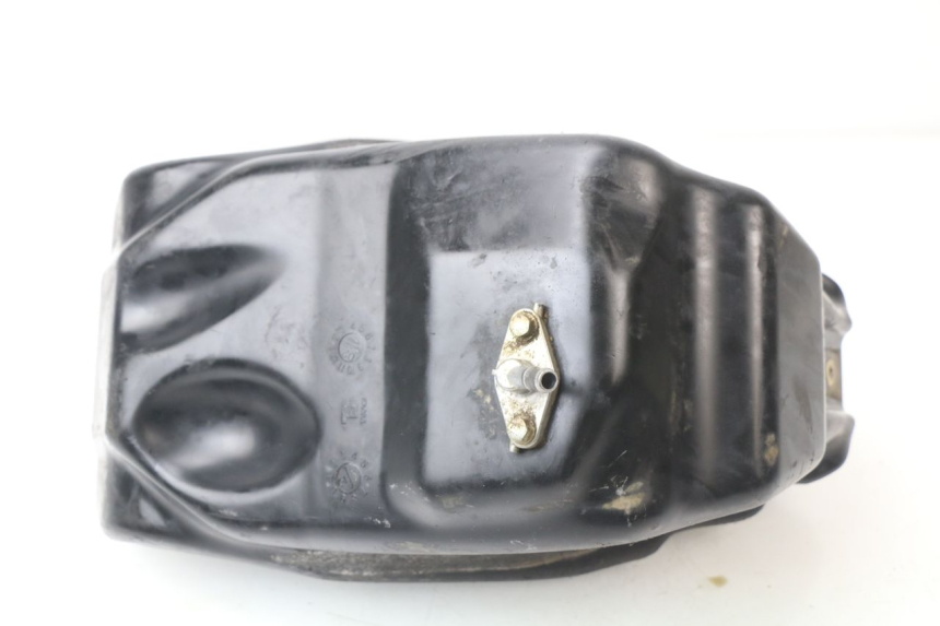 photo de RESERVOIR ESSENCE HONDA CRF CR-F 450 (2001 - 2005) - Autre angle de vue