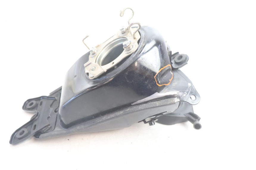 photo de RESERVOIR ESSENCE HONDA CRF CR-F 125 (2020 - 2021) - Détails caractéristiques