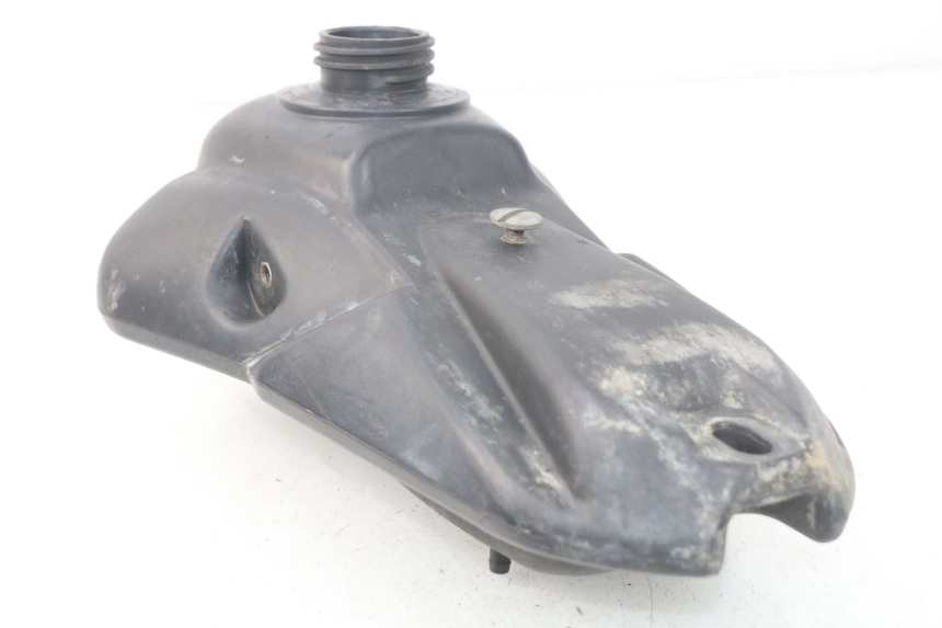 photo de RESERVOIR ESSENCE CRZ DIRTBIKE 140 - Gros plan technique