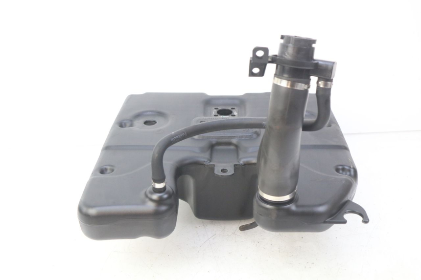 photo de RESERVOIR ESSENCE PEUGEOT DJANGO 2T 50 (2014 - 2019) - Zoom état d’usage