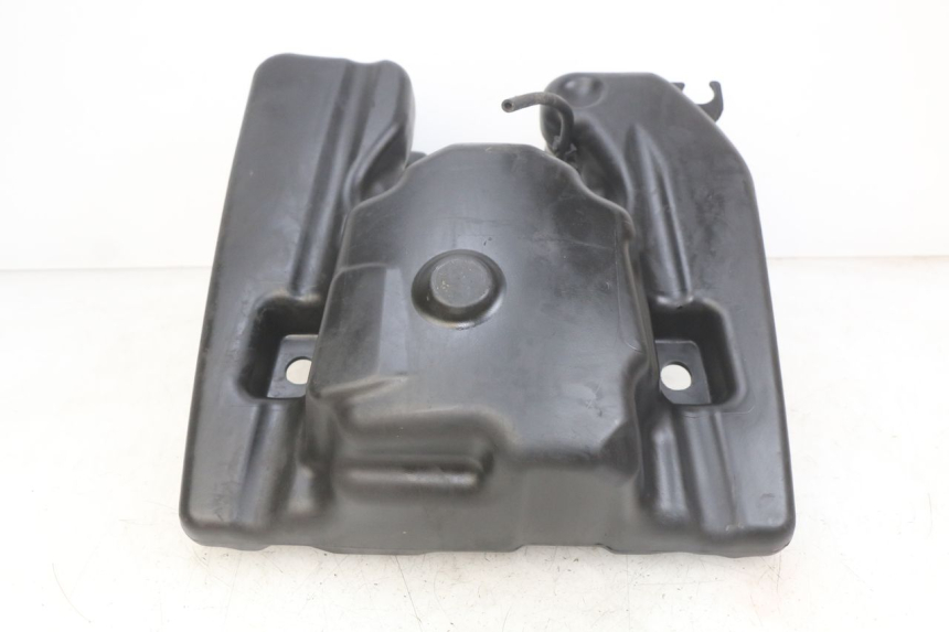 photo de RESERVOIR ESSENCE PEUGEOT DJANGO 4T 50 (2014 - 2019) - Détail de la pièce