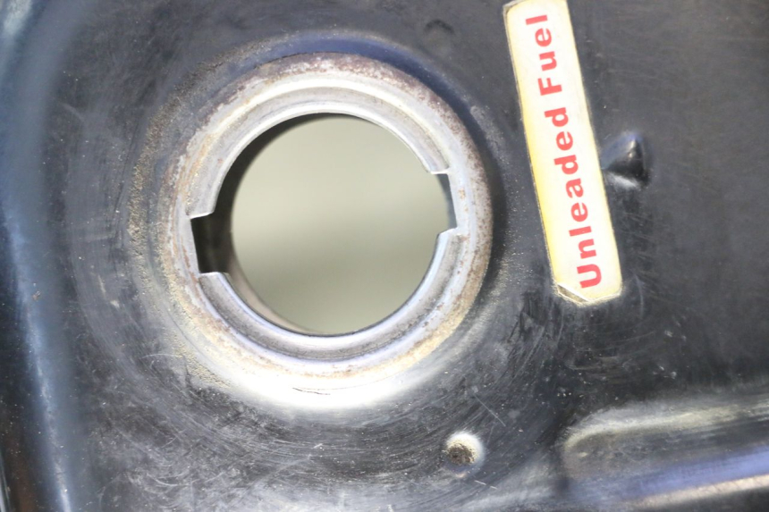 photo de RESERVOIR ESSENCE CF MOTO E-CHARM 125 (2005 - 2008) - Zoom état d’usage