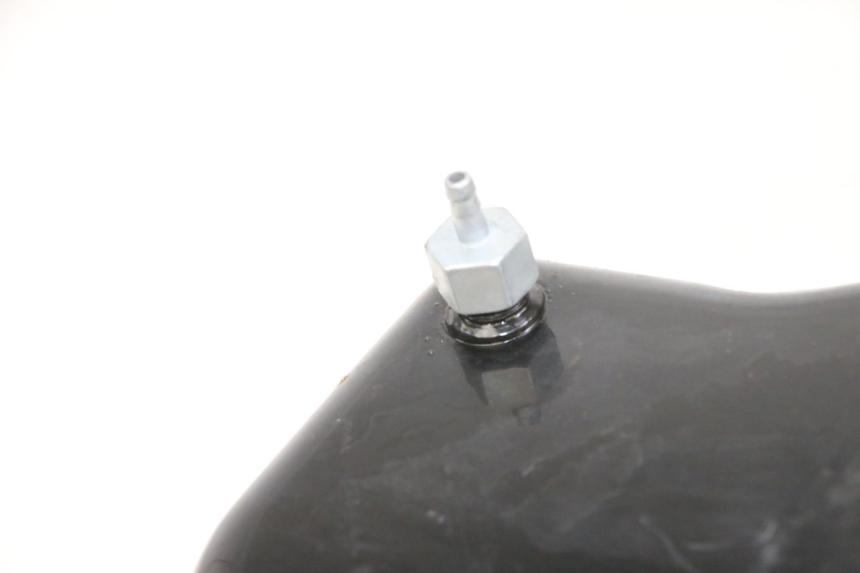 photo de RESERVOIR ESSENCE BTC FELICE SPORT 50 - Autre angle de vue