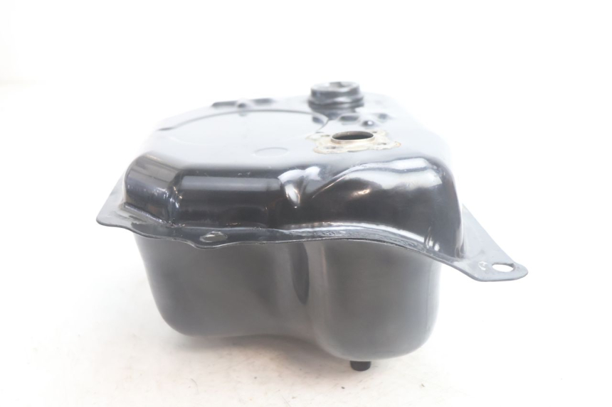 photo de RESERVOIR ESSENCE SYM FIDDLE 3 III 50 (2014 - 2020) - Points de fixation
