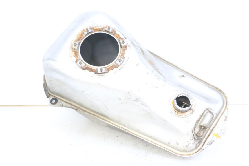 photo de RESERVOIR ESSENCE HONDA FJS SILVER WING SILVERWING 400 (2005 - 2008) - Vue principale