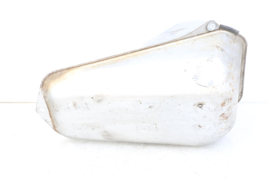 photo de RESERVOIR ESSENCE HONDA FJS SILVER WING SILVERWING 400 (2005 - 2008) - Zoom état d’usage