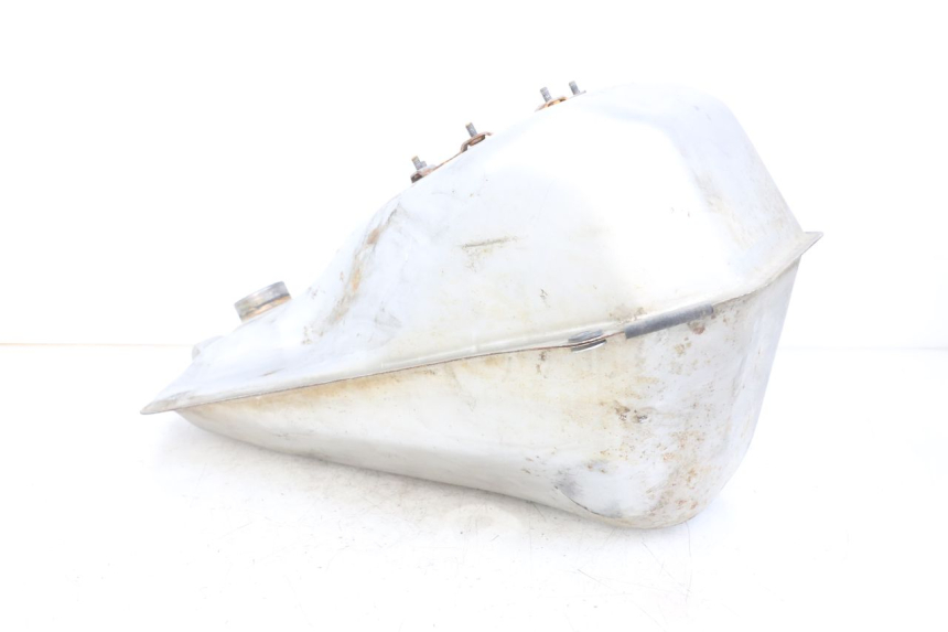 photo de RESERVOIR ESSENCE HONDA FJS SILVER WING SILVERWING 400 (2005 - 2008) - Autre angle de vue