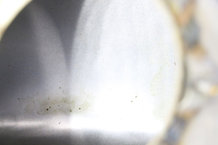 photo de RESERVOIR ESSENCE HONDA FJS SILVER WING SILVERWING 400 (2005 - 2008) - Zoom état d’usage