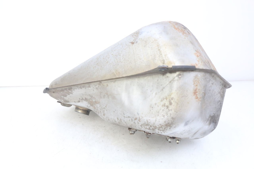 photo de RESERVOIR ESSENCE HONDA FJS SILVERWING SILVER WING 400 (2009 - 2016) - Autre angle de vue