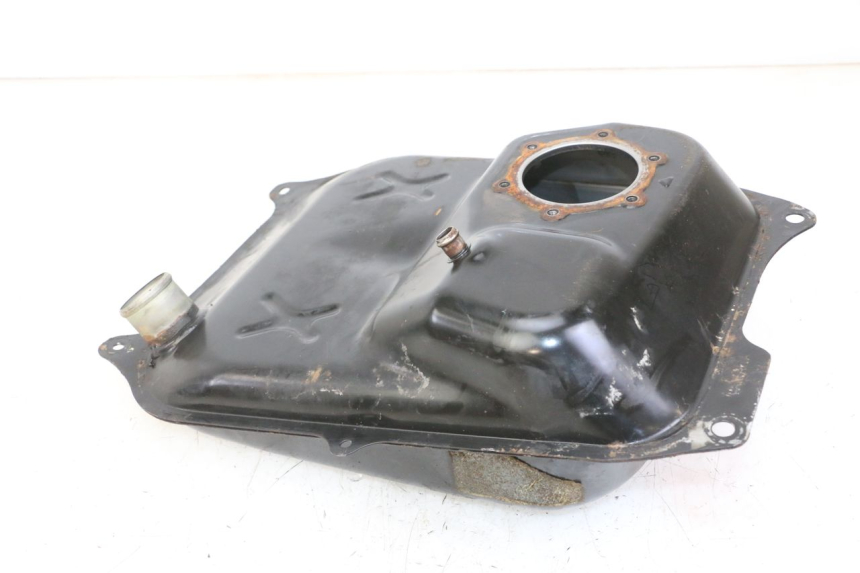 photo de RESERVOIR ESSENCE MBK FLAME X 125 (2007 - 2016) - Gros plan technique