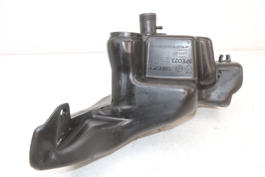photo de RESERVOIR ESSENCE PIAGGIO FLY 2T 50 (2004 - 2017) - Zoom état d’usage