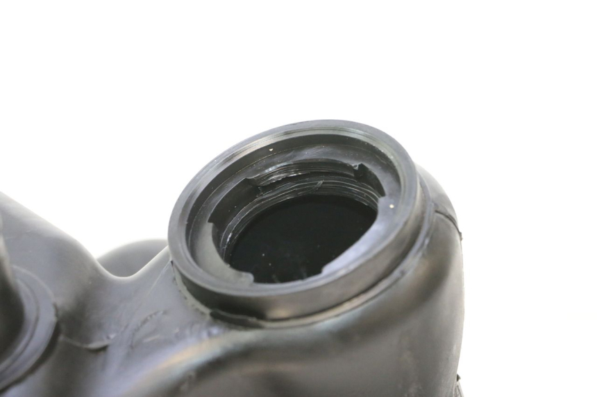photo de RESERVOIR ESSENCE PIAGGIO FLY 2T 50 (2004 - 2017) - Zoom état d’usage