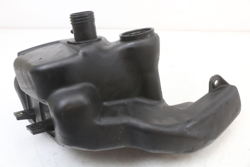 photo de RESERVOIR ESSENCE PIAGGIO FLY 4T 50 (2004 - 2010) - Zoom état d’usage
