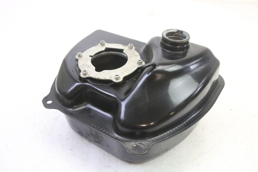 photo de RESERVOIR ESSENCE VENESI FLY RETRO 4T 50 (2020 - 2025) - Vue principale