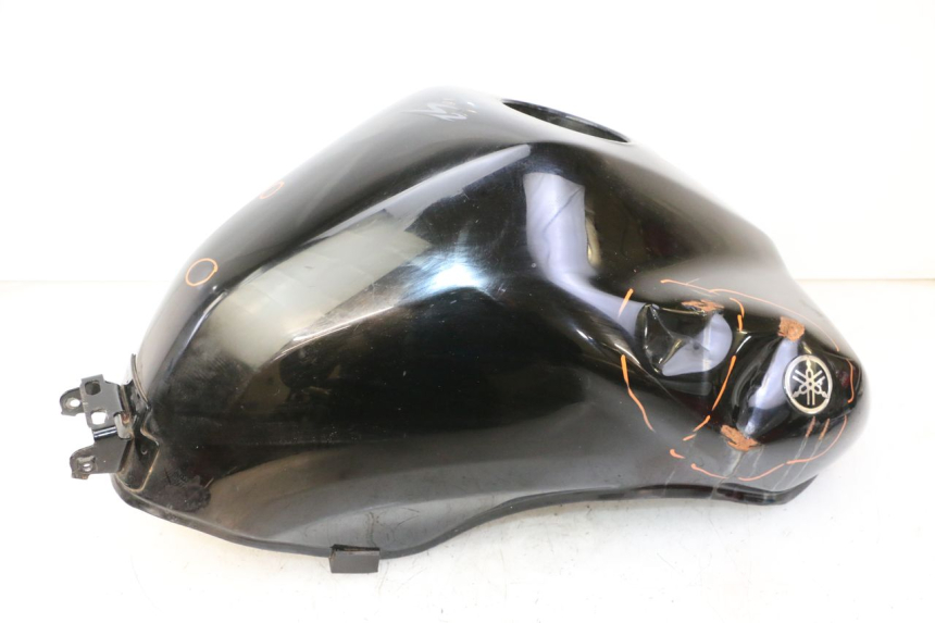 photo de RESERVOIR ESSENCE YAMAHA FZ6 FAZER S2 600 (2007 - 2011) - Détails caractéristiques