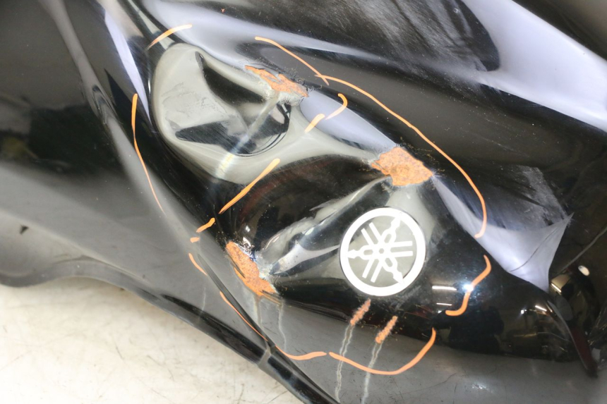 photo de RESERVOIR ESSENCE YAMAHA FZ6 FAZER S2 600 (2007 - 2011) - Marquages et références