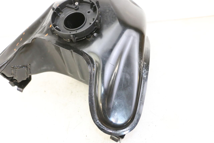 photo de RESERVOIR ESSENCE BMW G310 R 310 (2016 - 2020) - État de surface