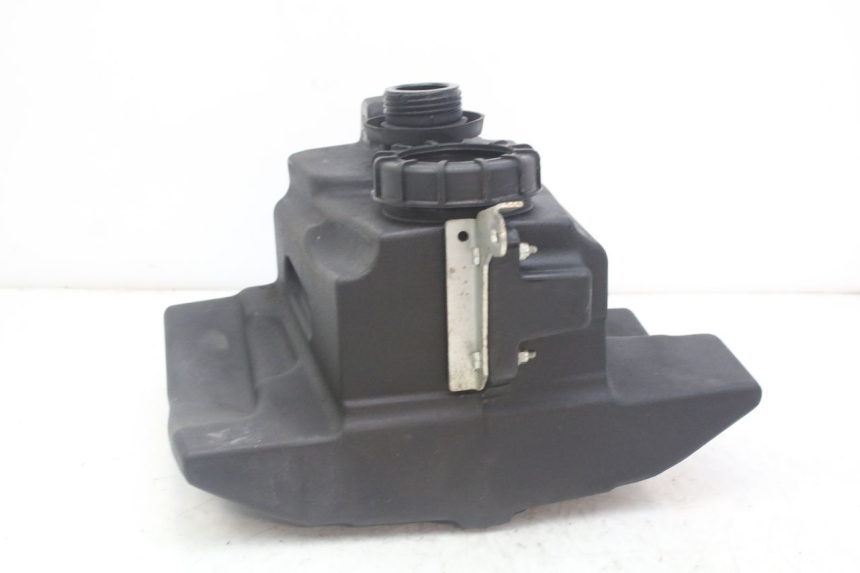 photo de RESERVOIR ESSENCE PEUGEOT GEOPOLIS RS 125 (2007 - 2009) - Détail de la pièce
