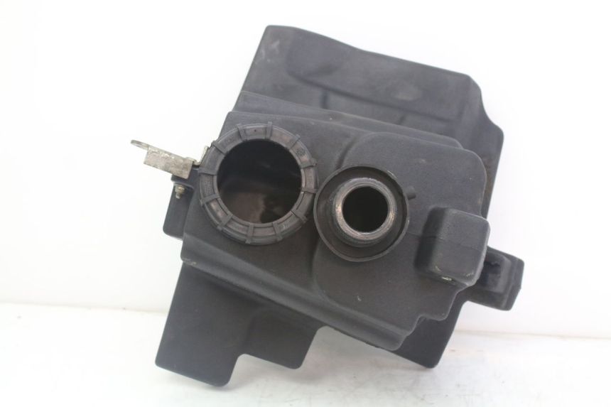 photo de RESERVOIR ESSENCE PEUGEOT GEOPOLIS RS 125 (2007 - 2009) - Zoom état d’usage