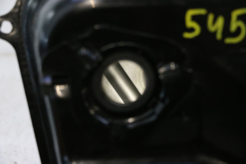 photo de RESERVOIR ESSENCE VASTRO GP 2T 50 (2013 - 2017) - Zoom état d’usage
