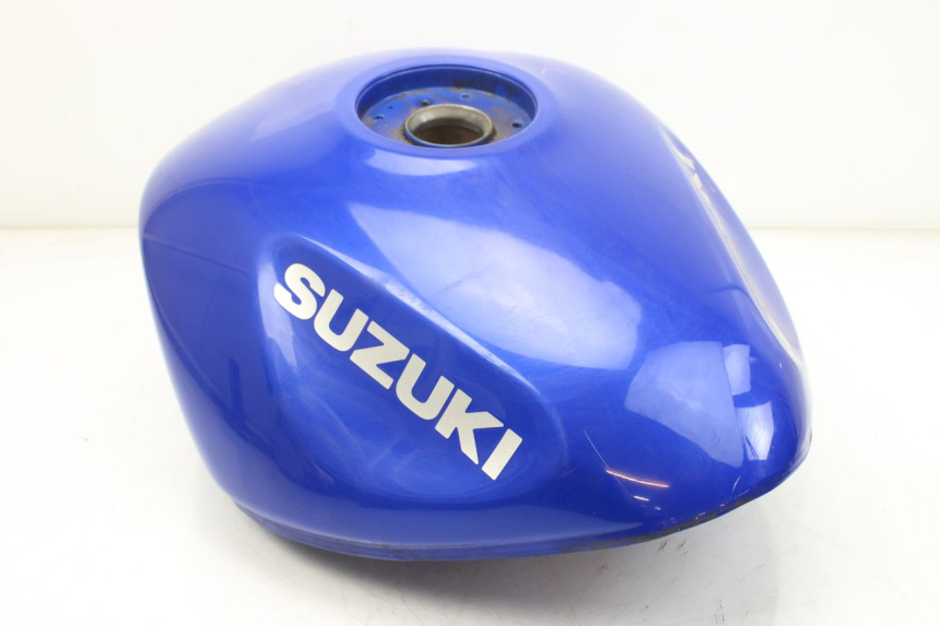 photo de RESERVOIR ESSENCE SUZUKI GSF S BANDIT 600 (2000 - 2004) - Détails caractéristiques