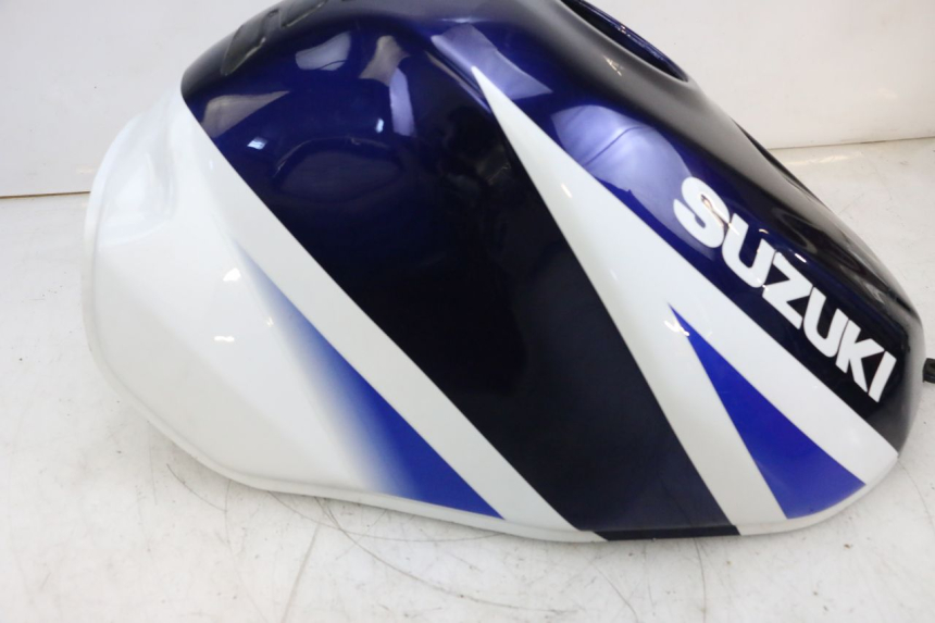 photo de RESERVOIR ESSENCE SUZUKI GSXR GSX-R 1000 (2003 - 2004) - Détail de la pièce