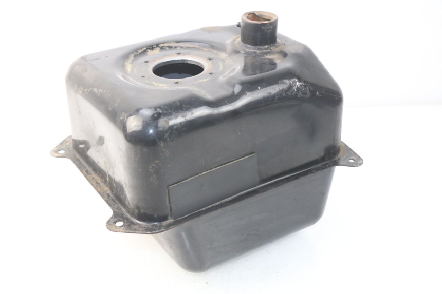 photo de RESERVOIR ESSENCE SYM GTS EFI ABS 125 (2012 - 2016) - Points de fixation