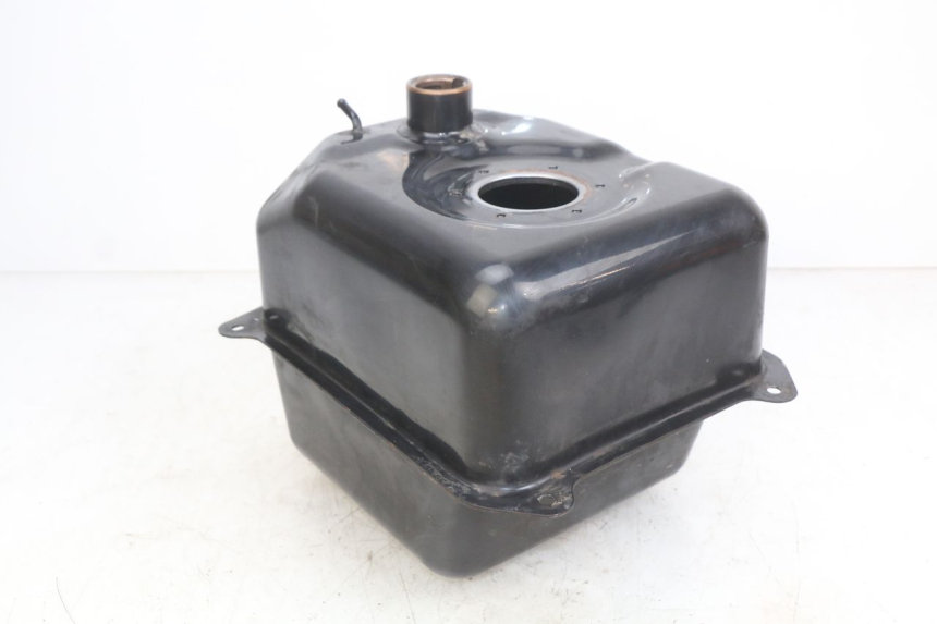 photo de RESERVOIR ESSENCE SYM GTS EFI 125 (2012 - 2016) - Autre angle de vue