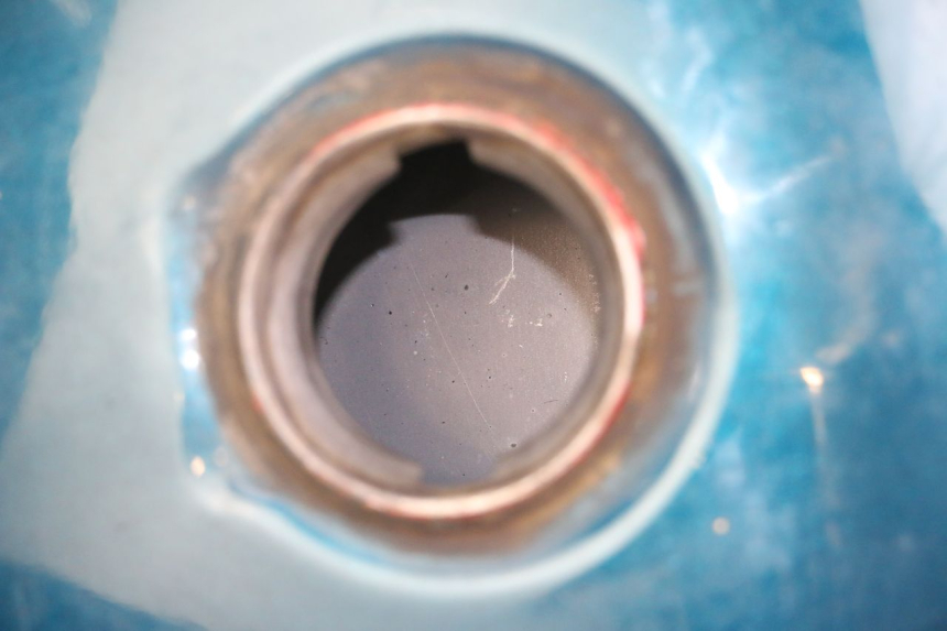 photo de RESERVOIR ESSENCE SUZUKI GZ MARAUDER 125 (1998 - 2004) - Autre angle de vue