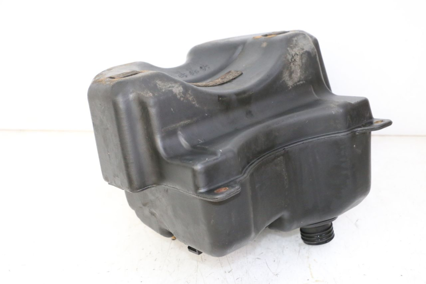 photo de RESERVOIR ESSENCE DAELIM HISTORY 125 (2001 - 2002) - Détail de la pièce