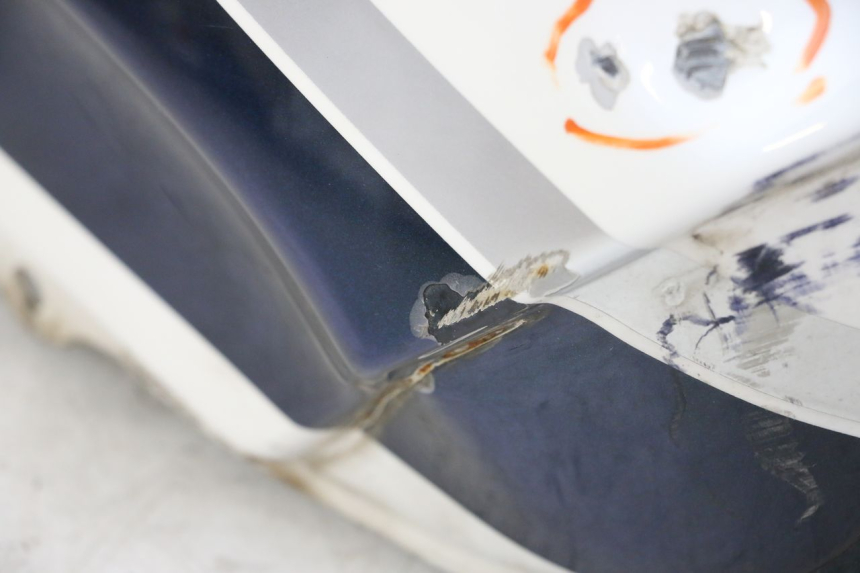 photo de RESERVOIR ESSENCE HONDA CBR F 1000 (1993 - 1996) - Détails caractéristiques